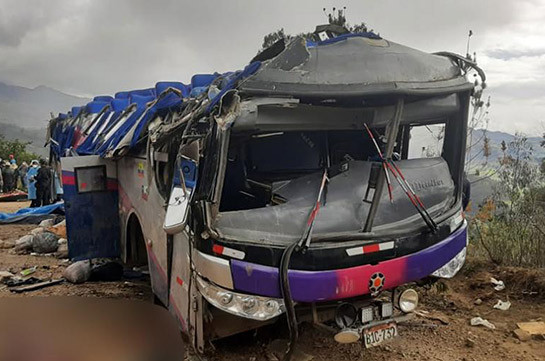 Ավտոբուսի վթարի հետևանքով Պերուում 20 մարդ է մահացել