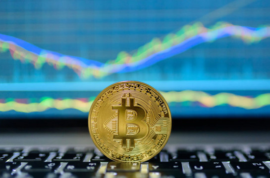 Bitcoin renews all-time high surpassing $62,300