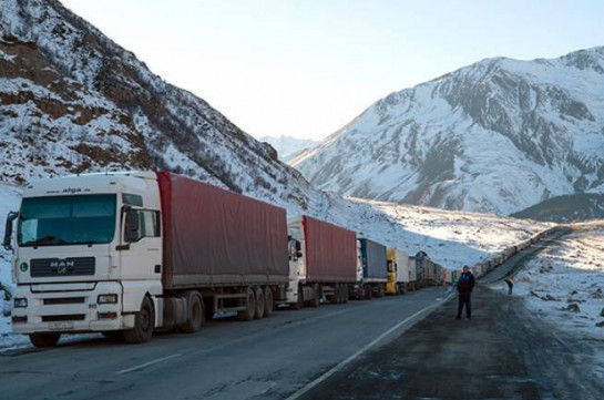 Ստեփանծմինդա-Լարս ավտոճանապարհը բաց է. ռուսական կողմում կուտակված է մոտ 370 բեռնատար