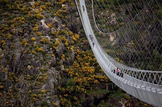 Պորտուգալիայում բացվել է աշխարհի ամենաերկար հետիոտնային կախովի կամուրջը (Տեսանյութ)