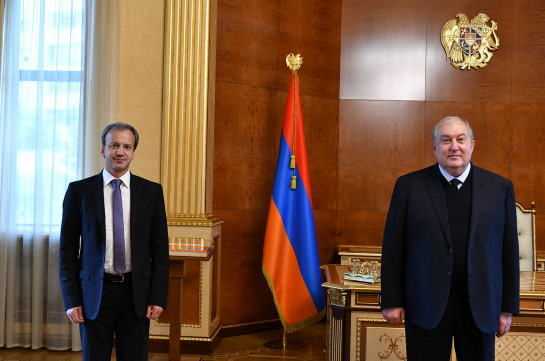ՖԻԴԵ նախագահ, «Սկոլկովո» հիմնադրամի նախագահ Արկադի Դվորկովիչը Երևանում է