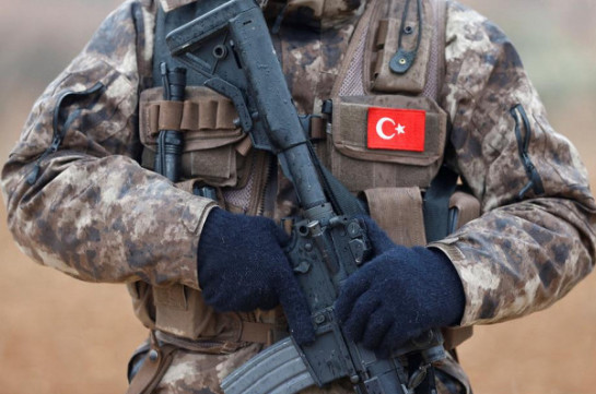 В Идлибе погиб турецкий военный