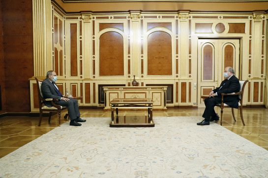 Armenia's President, Acting PM meet, discuss border demarcation issue