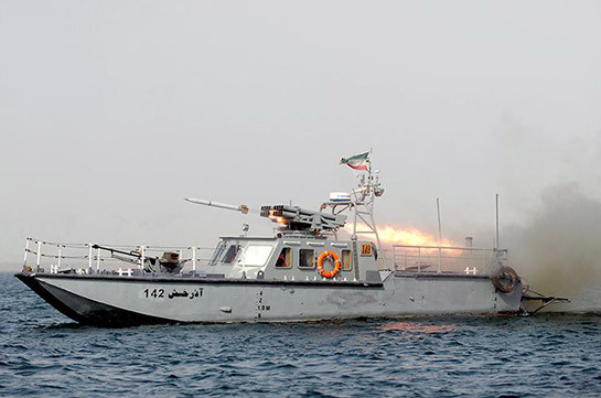 Иранский корабль загорелся в Персидском заливе