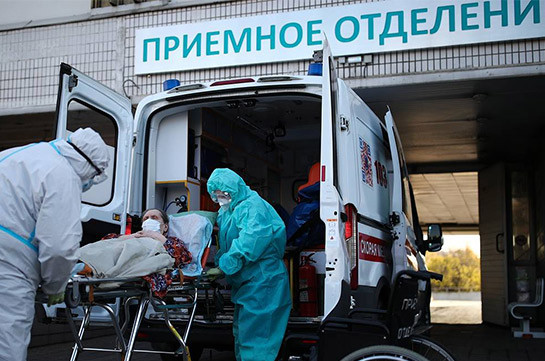 Russia reports over 9,400 daily COVID-19 cases — crisis center