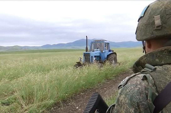 Ռուս խաղաղապահներն ապահովում են Լեռնային Ղարաբաղի շփման գծի երկայնքով գյուղատնտեսական աշխատանքների անցկացման անվտանգությունը