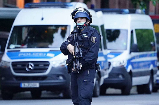 Three people wounded in shooting in Berlin