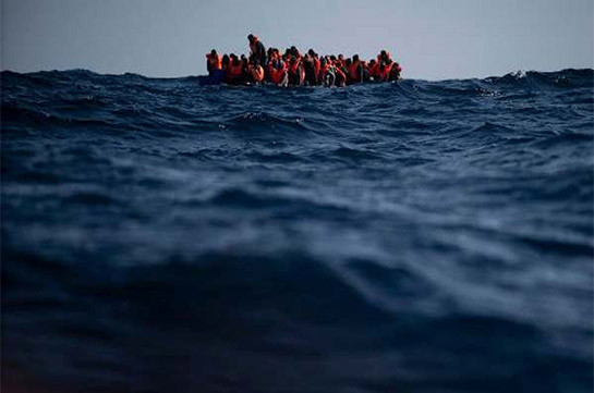 В Тунисе утонули 17 мигрантов