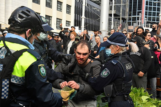 Australia Covid: Arrests at anti-lockdown protests