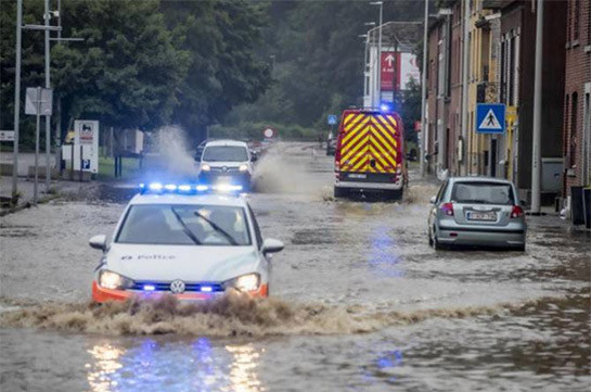 Число жертв наводнений в Бельгии выросло до 42
