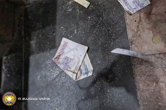 Տեսանյութ.Էջմիածնեցին վաճառողուհուն դանակով եւ ձեռքերով հարվածել էր, դրամարկղից գումար վերցրել եւ փախել. նա հետախուզվում է