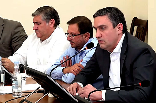 Депутаты правящей фракции снова проголосовали против кандидатуры Артура Казиняна