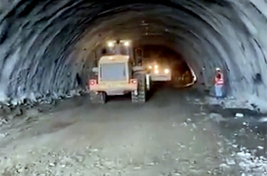 Враг строит тоннель в оккупированном Карвачаре – Белла Лалаян