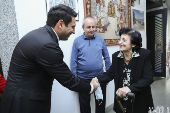 Ալեն Սիմոնյանն այցելել է Կարեն Դեմիրճյանի թանգարան