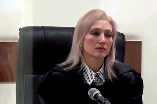 Суд по делу Роберта Кочаряна и Армена Геворкяна отложен на неделю