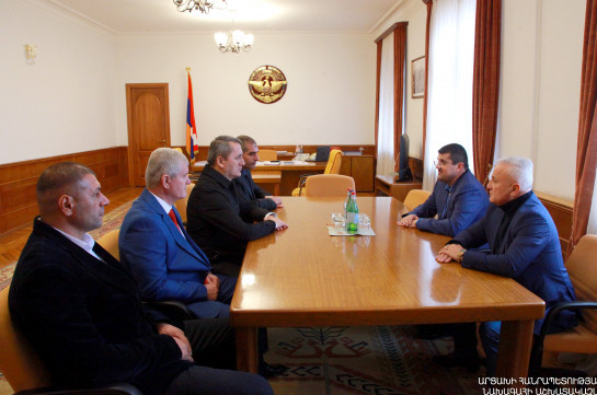 Президент Арцаха принял членов отряда «Армянские орлы»