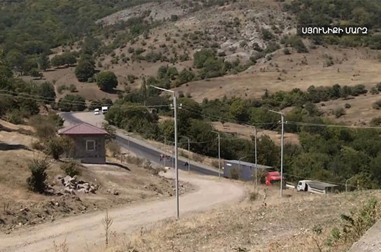 Ադրբեջանցիները Գորիս-Կապան ավտոճանապարհի աջ և ձախ հատվածներում մաքսային անցակետ և բենզալցակայան են կառուցում. Գորիսի փոխքաղաքապետ