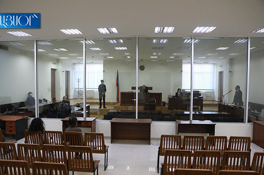 Судебное заседание по делу Роберта Кочаряна и Армена Геворкяна отложено