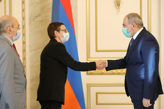 Никол Пашинян обсудил с послом Франции вопросы повестки двусторонних отношений и предстоящие шаги