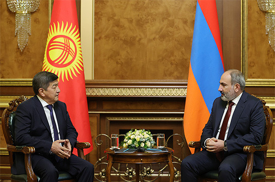 Никол Пашинян провел встречу с премьер-министром Кыргызстана