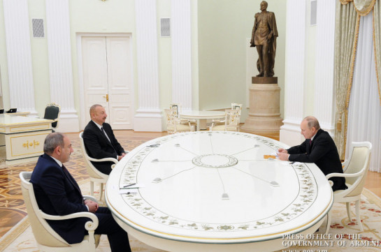 В Сочи планируется встреча Путина с Пашиняном и Алиевым