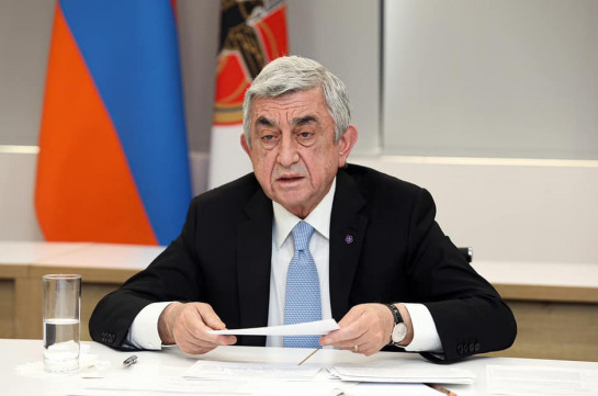 Армения стала страной, на примере которой политология может изучать разрушительные последствия правления невежественных популистов. Серж Саргсян