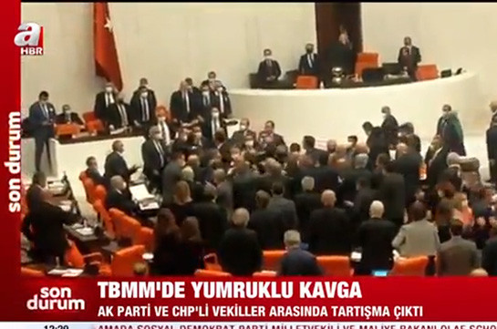 Թուրքիայի խորհրդարանում ծեծկռտուք է տեղի ունեցել (Տեսանյութ)