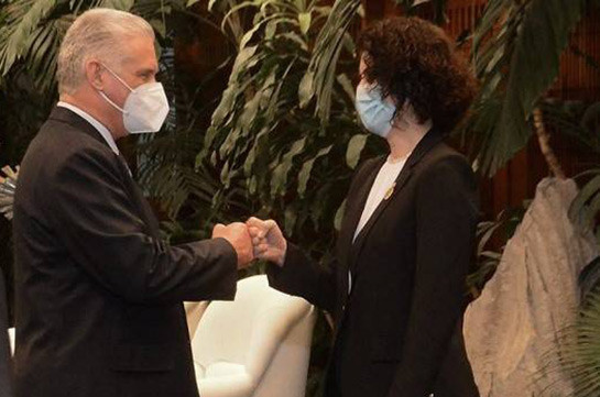 Դեսպան Հարությունյանն իր հավատարմագրերն է հանձնել Կուբայի Հանրապետության նախագահին