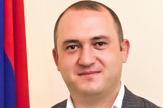 Сын сменил отца на посту губернатора Араратской области Армении
