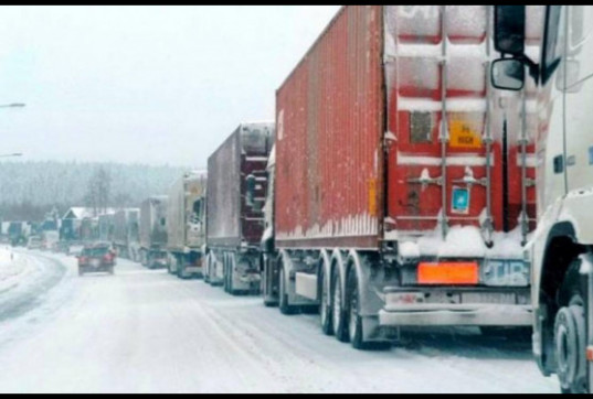 Ստեփանծմինդա-Լարս ավտոճանապարհը փակ է բեռնատարների համար․ ռուսական կողմում մոտ 50 մեքենա է կուտակվել