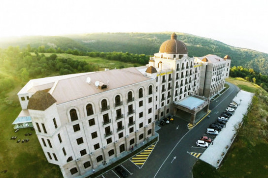 Гостиница «Голден Палас» в Цахкадзоре продана за 5 млрд. драмов