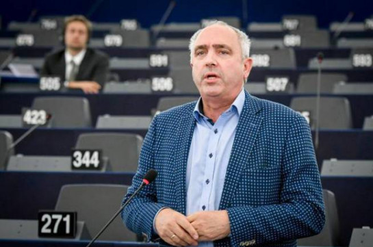 Жизнь коренного народа Нагорного Карабаха в опасности – депутат Европарламента