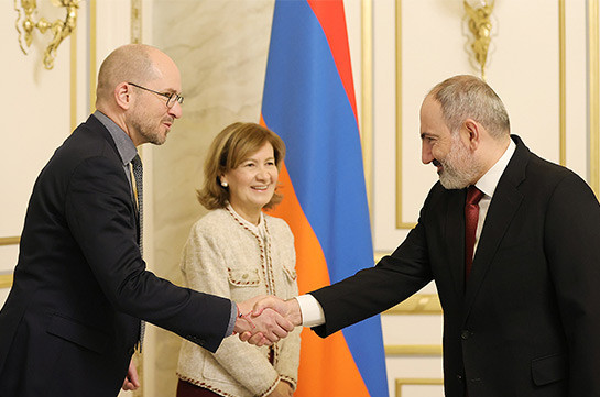 В последние годы большинство СМИ в Армении, в том числе телевизионных, имеют оппозиционную направленность – Никол Пашинян
