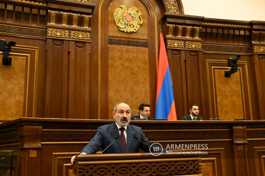 Пашинян: Ереван не имеет территориальных претензий к Баку, а проблема Карабаха – вопрос права, а не территорий
