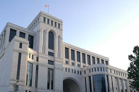 Հայաստանը Թուրքիային առաջարկել է առաջին փուլով բացել ցամաքային սահմանը դիվանագիտական անձնագրեր կրող անձանց համար. թուրքական կողմը հապաղում է. ՀՀ ԱԳՆ
