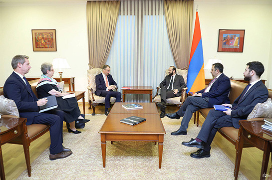 Арарат Мирзоян и Тойво Клаар обсудили вопрос возвращения армянских военнопленных