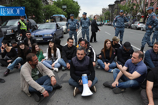Հայաստանի մի շարք քաղաքներում իրականացվում են քաղաքացիական անհնազանդության ակցիաներ