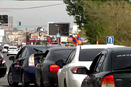 «Мы близки к победе» – оппозиция проводит автопробег из Еревана в Ванадзор