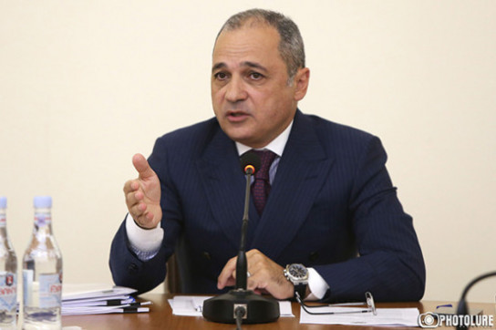 В Армении не должно быть власти, которая угрожает собственному народу в интересах врагов – Ваге Акопян