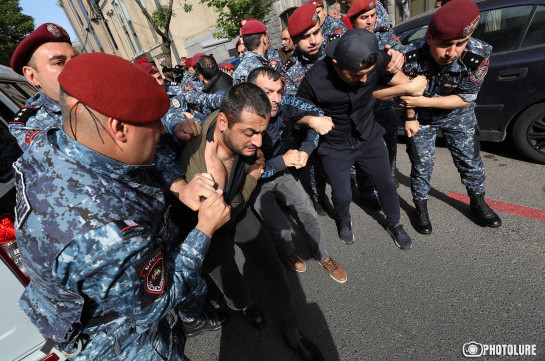 Полиция задержала в Ереване 352 граждан