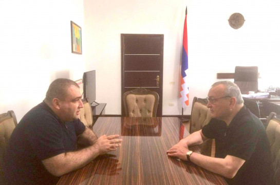 Արցախի ԱԺ նախագահը Երևանում է. նա հայտարարել է, թե կարևոր քննարկում է ունեցել Արայիկ Հարությունյանի հետ