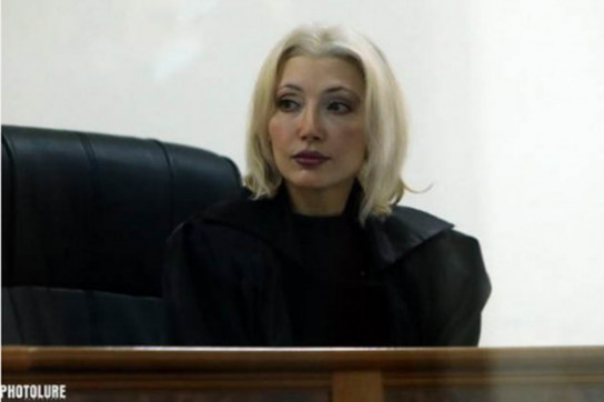 Суд отклонил ходатайство об изменении мера пресечения в отношении Роберта Кочаряна
