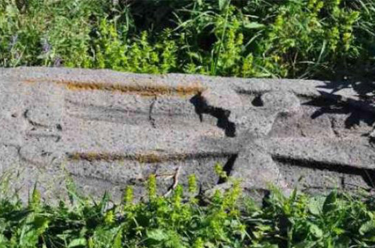 Կարսի հայկական գերեզմանները՝ թուրք գանձագողերի թիրախում