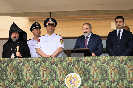 Войска полиции выполнили функцию по защите страны, народа от противоправных посягательств на высоком уровне – Никол Пашинян