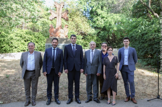 Երևանն ու Մարսելն ընդլայնում են 30-ամյա գործակցության շրջանակը. հանդիսավոր արարողություն` Բորելի այգում