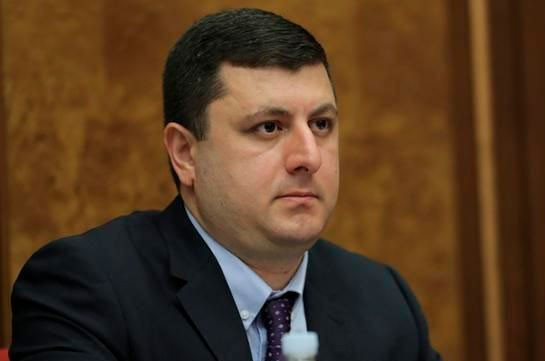 В адрес бывшего главы Генштаба ВС Армении прозвучало серьезное обвинение, он должен ответить - Абраамян