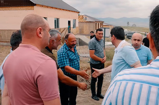 Араик Арутюнян ознакомился с ходом реализации ряда масштабных проектов в Аскеранском районе