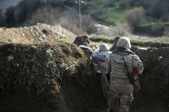 ВС Азербайджана обстреляли позиции ВС Армении из крупнокалиберного оружия