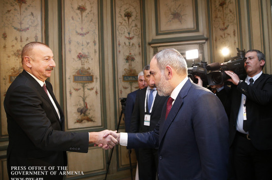 «Ведутся переговоры»: В ближайшее время ожидается встреча Пашинян – Алиев