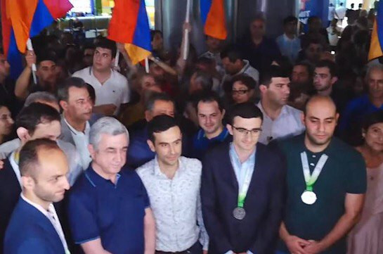 «Թիմը շատ լավ մասնակցություն է ունեցել»․ Շախմատի Հայաստանի հավաքականը հայրենիքում է (Տեսանյութ)